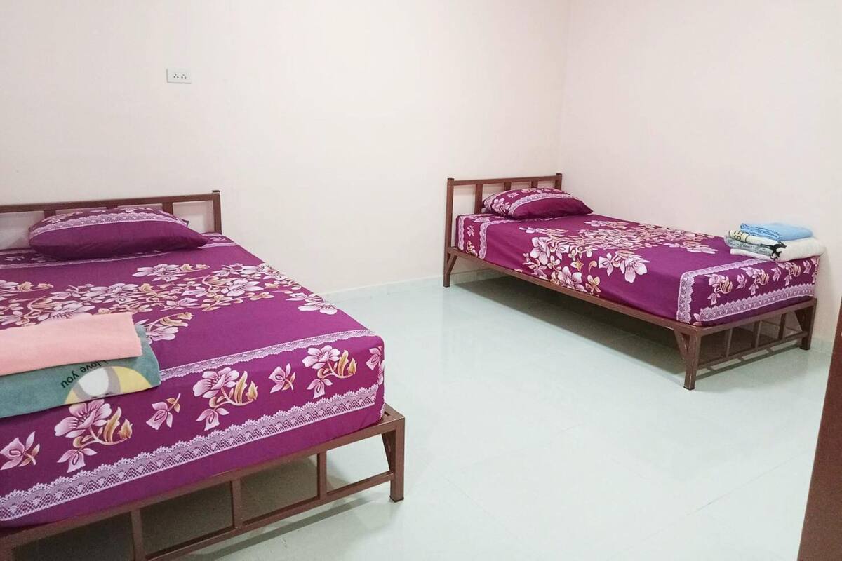 Standard Twin Room | Soundproofing, free WiFi, bed sheets