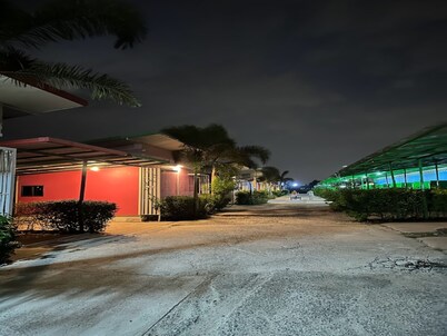 OYO 75487 Prang Thip 306 Resort