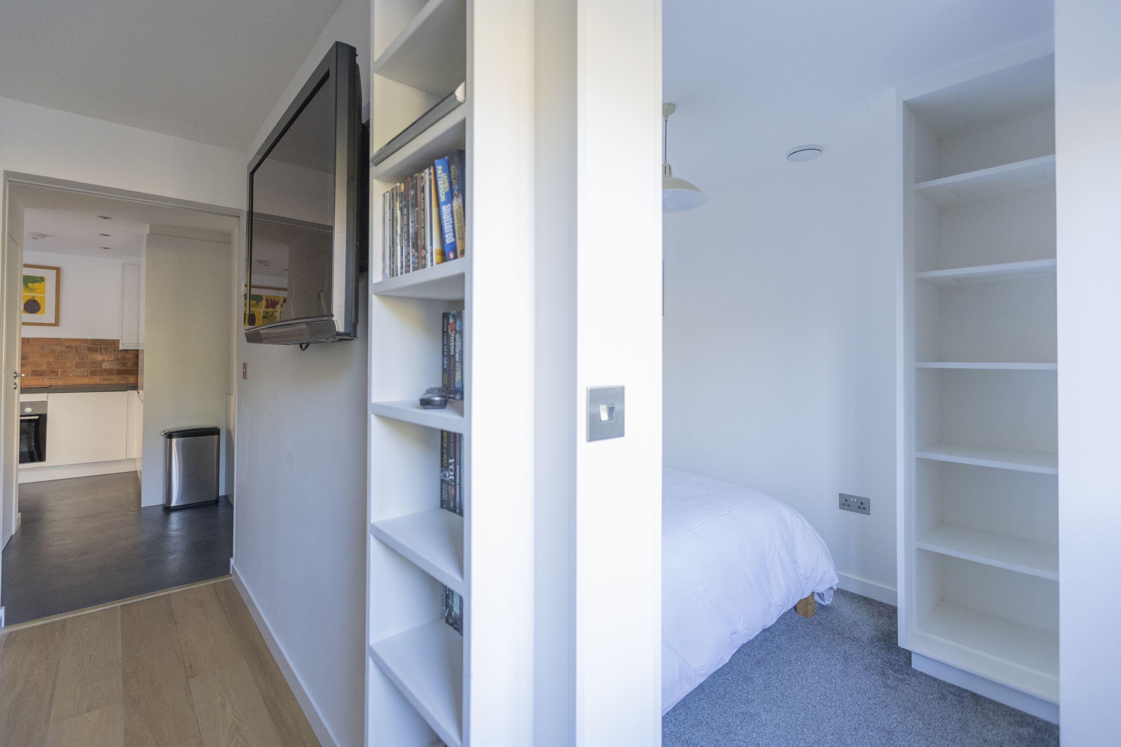 1 chambre, fer et planche à repasser, Wi-Fi, draps fournis