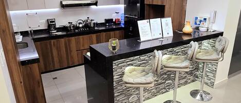 Microwave, oven, stovetop, dishwasher