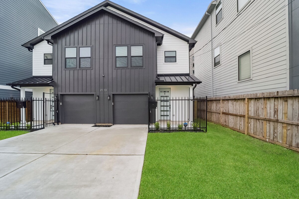 Photo 26 of Brand new home 3bd
close to Medical Center/Convention Ctr / Stadiums