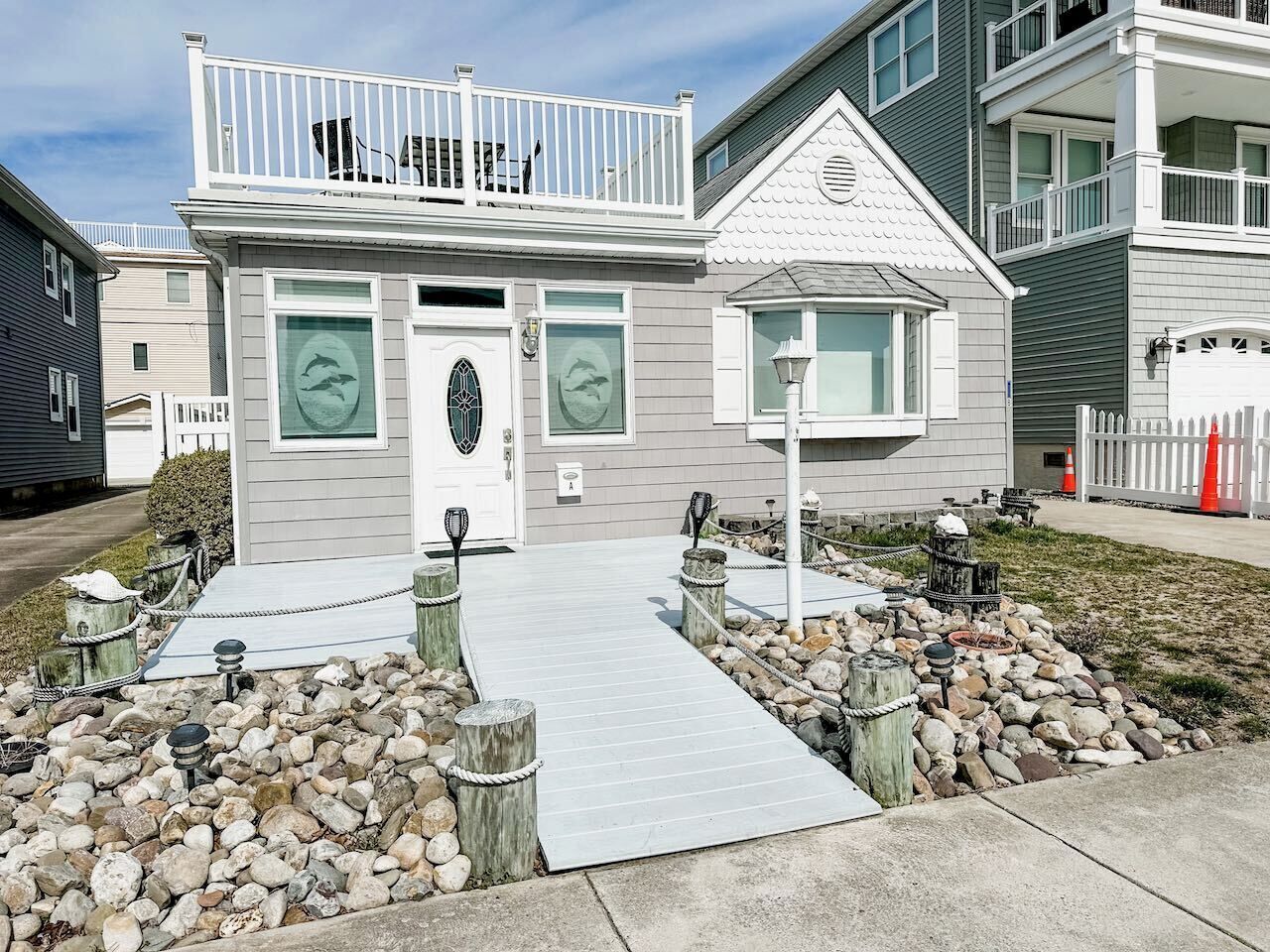 Charming South End ~ Steps to the Ocean ~ Rooftop Deck