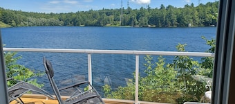 Robin's Nest. Beach. Watersports free. Private deck - Lake view. Couples only.