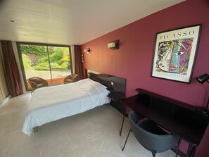 5 habitaciones, wifi y ropa de cama 