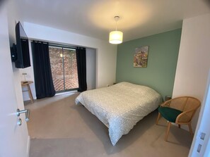 5 Schlafzimmer, WLAN, Bettwäsche