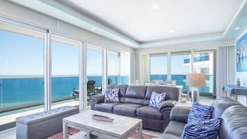 Smart TV, fireplace, computer monitors, printers