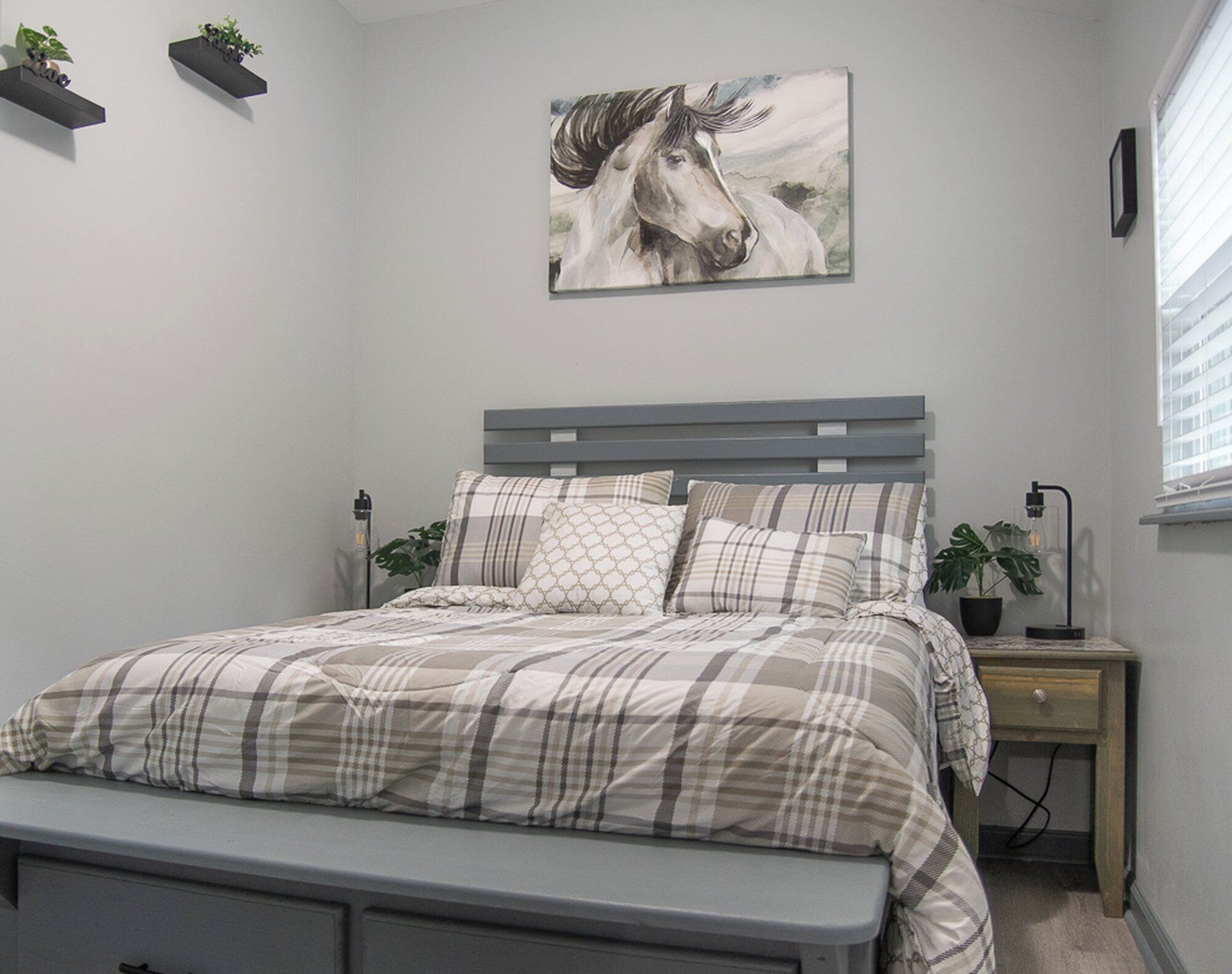 2 quartos, ferros/tábuas de passar roupa, Wi-Fi, roupa de cama