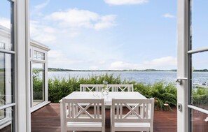 Outdoor dining - Nice home in Hejls with sauna (Hejls)