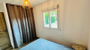 2 Schlafzimmer, Bügeleisen/Bügelbrett, Reisekinderbett, kostenloses WLAN
