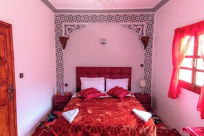 مستلزمات مجانية للعناية الشخصية، مجففات شعر، برانس (أردية) حمّام