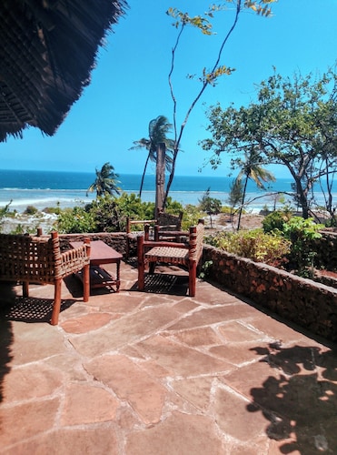 Mango Lodge Msambweni