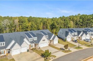 Exterior - Family-Friendly 3BR w/ Office. 10 Min to AU & RTJ. Sleeps 8! (Auburn)