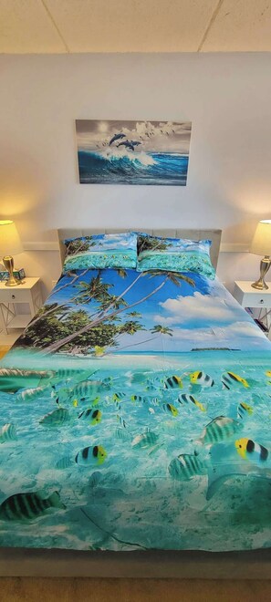 コンドミニアム ベッド (複数台) キッチン ガーデンビュー (Surfside I #303) | 2 室のベッドルーム、客室ごとに異なる装飾、客室ごとに異なるインテリア