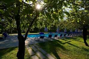 Imagen sin descripción, 4 de 24, botón