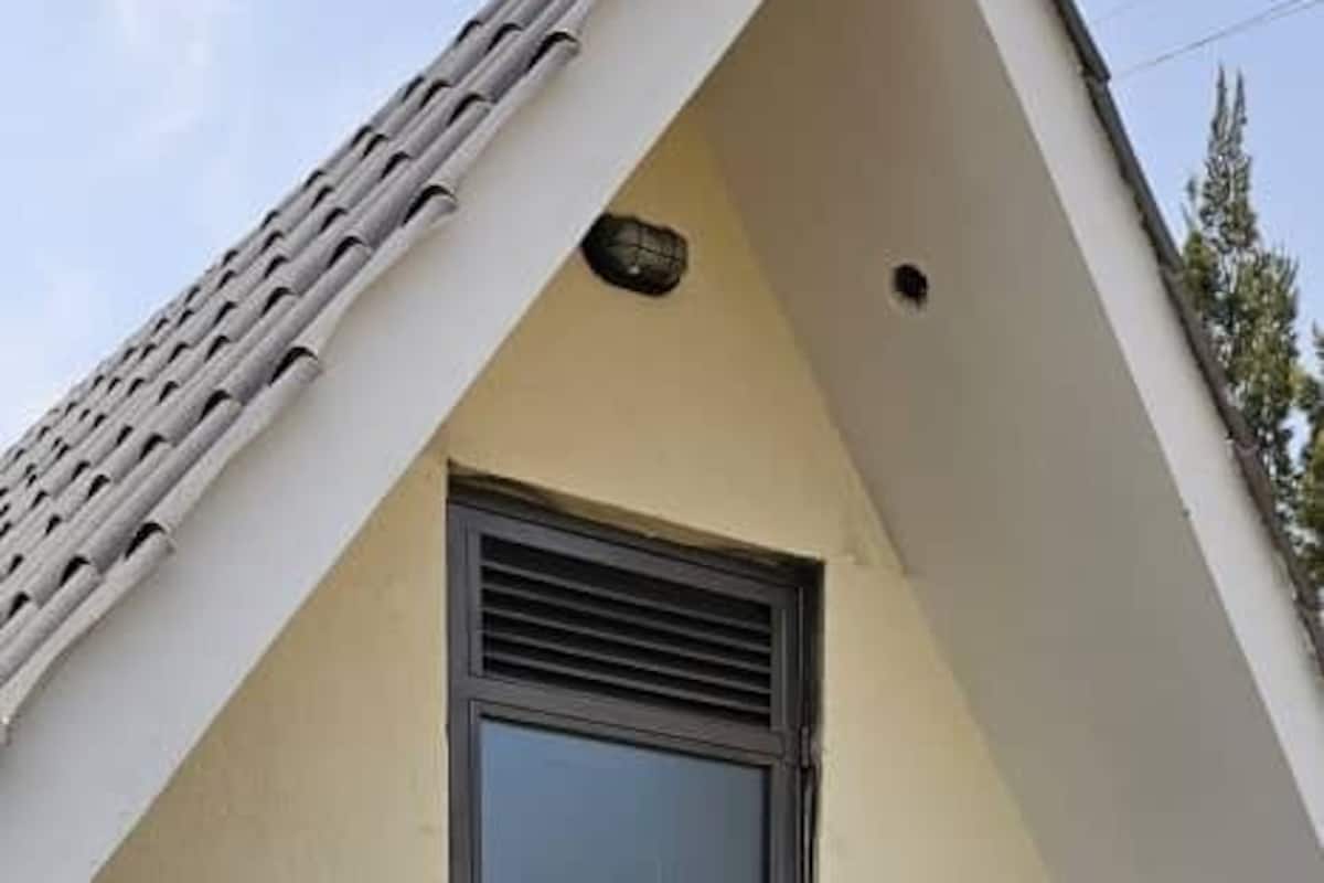 Estúdio econômico | Vista da sacada