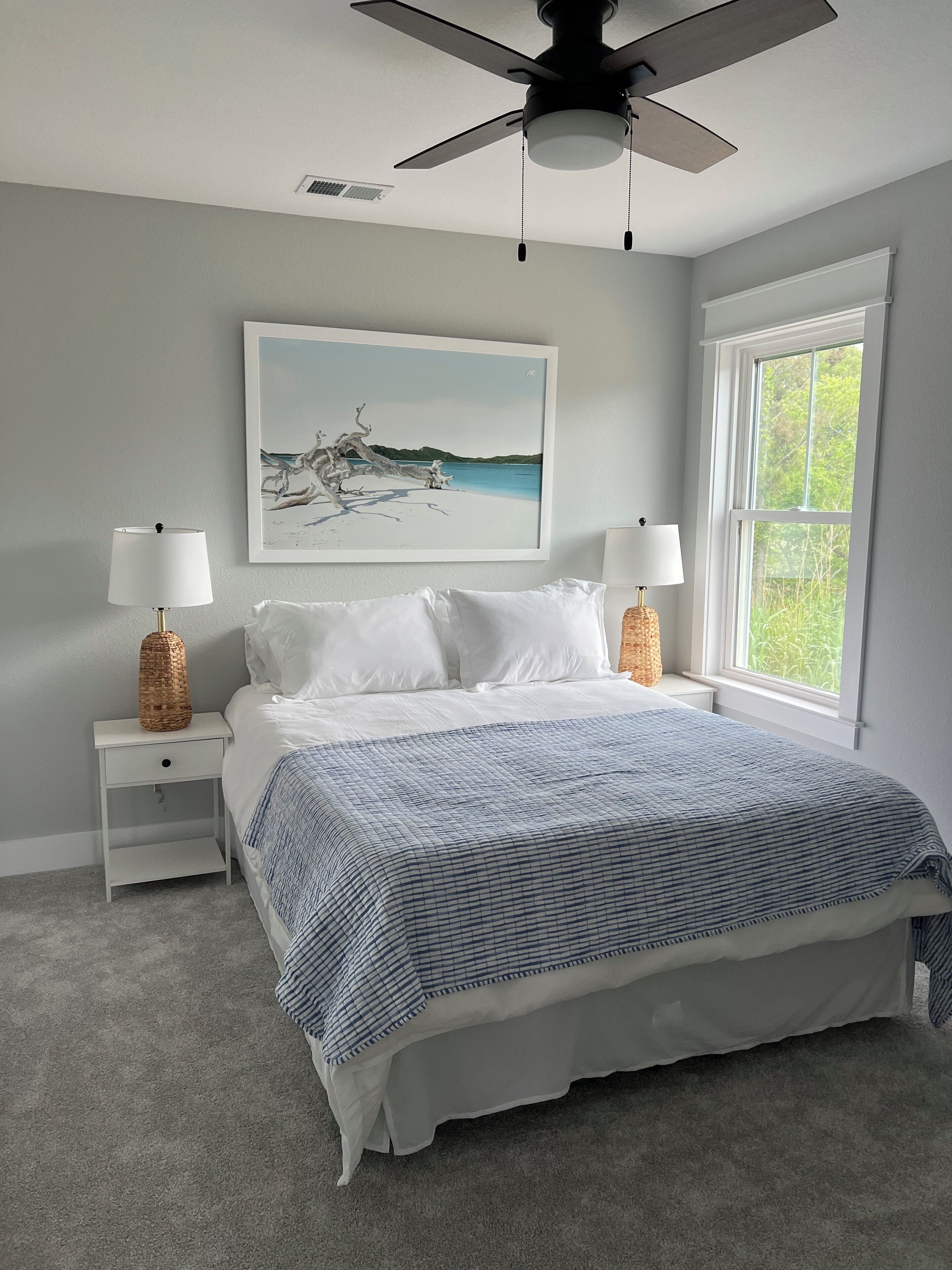 3 bedrooms, iron/ironing board, WiFi, bed sheets