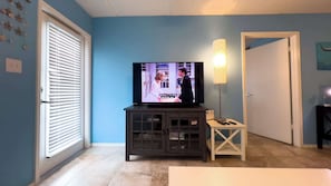 Appart'hôtel, plusieurs lits, balcon, vue jardin (Surfside I 304) | Intérieur