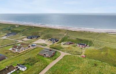 Gorgeous home in Harboøre with kitchen