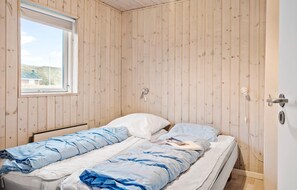 5 عدّة غرف نوم وسرير سفر وواي فاي مجانًا