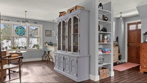 Interior - Quiet 3BR Home, Near Tanglewood in Stockbridge (Stockbridge)