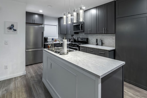 House of Malcolm central Ft. Worth / Dickies Arena