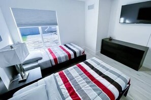 3 chambres, fer et planche à repasser, Wi-Fi