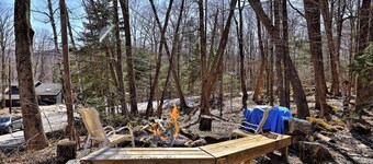 Powder Park Place: Lower Unit. Cozy and close to the Mountain! Discounted ski rentals.