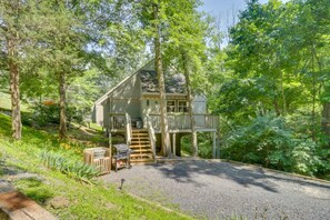 Exterior - Pet-Friendly Shenandoah Valley Cabin w/ Hot Tub, Pool & Lake Access, Near Bryce (Basye)