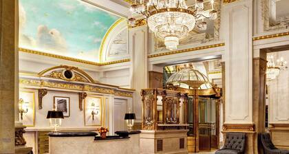 Luxury Suite in the St. Regis NY