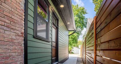 Historic Home! Walking Distance to Shops, Restaurants, Events, & Ohio River