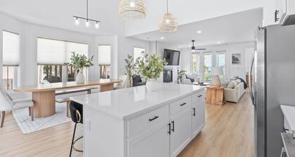 OCEANFRONT LUXURY HOME-POOL+SPA+OUTDOOR KITCHEN