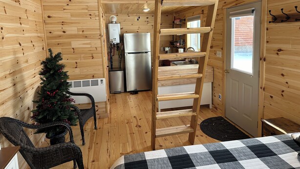 3 bedrooms, WiFi (free), bed sheets