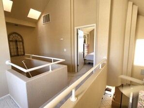 2 soveværelser, skrivebord, strygejern/strygebræt, gratis Wi-Fi