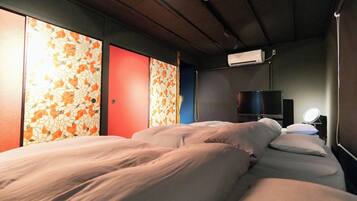 3 bedrooms, free WiFi, bed sheets