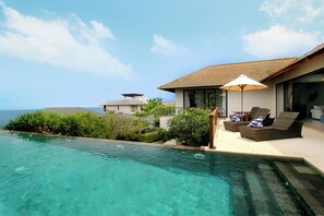 Villa, 4 slaapkamers, privézwembad, uitzicht op zee | Zwembad | Een buitenzwembad