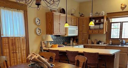 1910 Montana Charm! Experience the warmth and feel of a small- town home!