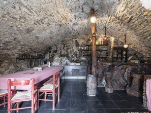 Bar (in der Unterkunft)