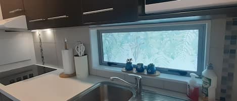 Fridge, microwave, oven