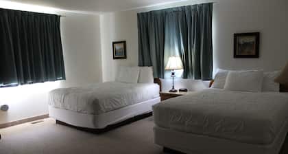 American Host Inn