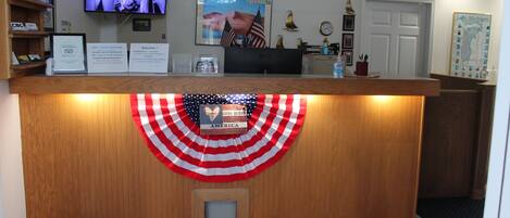 Concierge desk