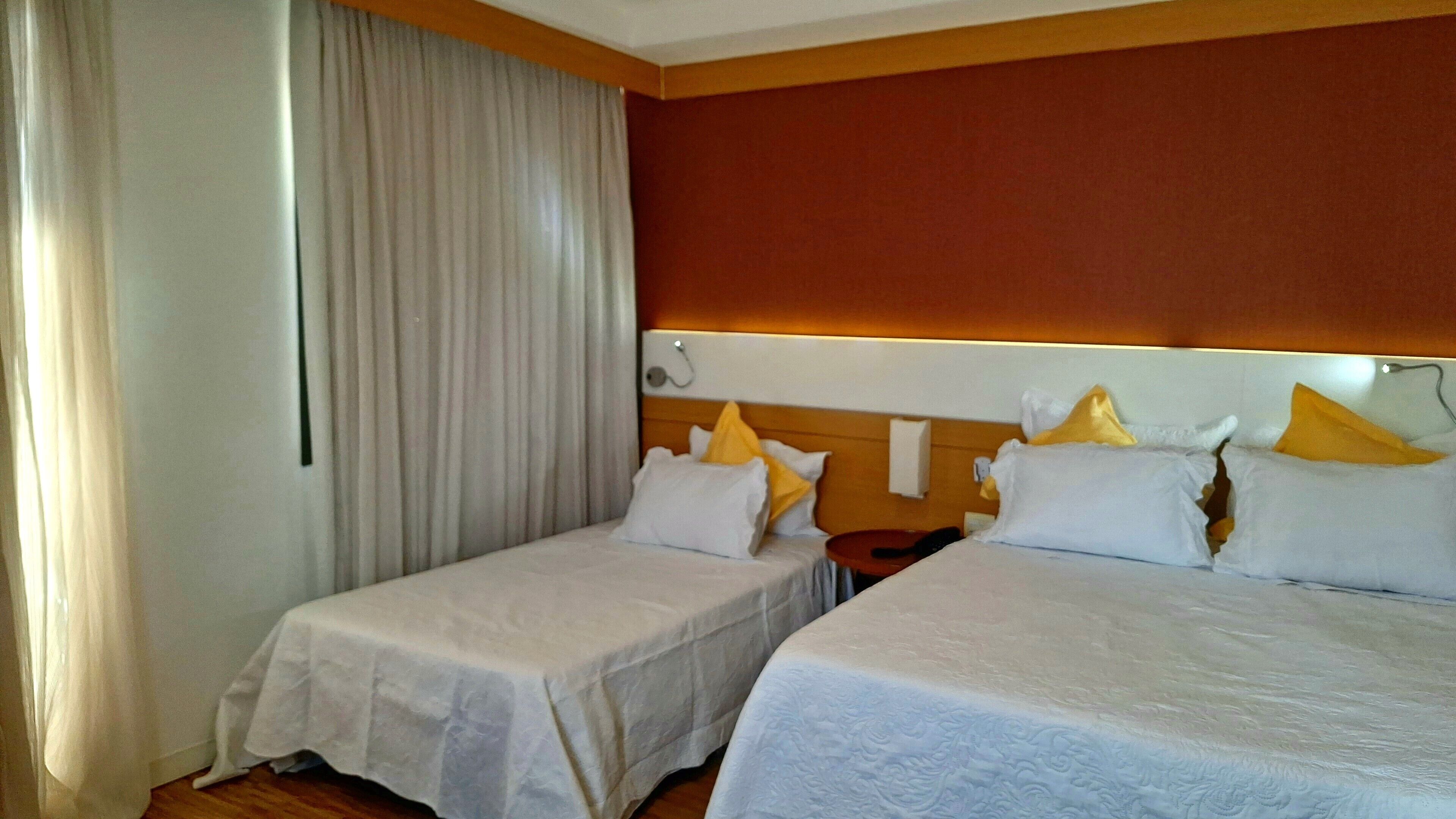 1 bedroom, Egyptian cotton sheets, premium bedding, Select Comfort beds