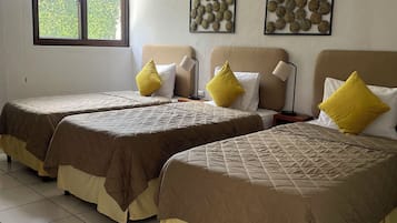 Habitación tradicional | 1 dormitorio, edredones de plumas, wifi gratis y ropa de cama