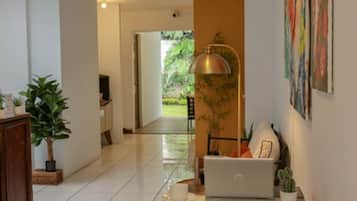 Televisión de pantalla plana