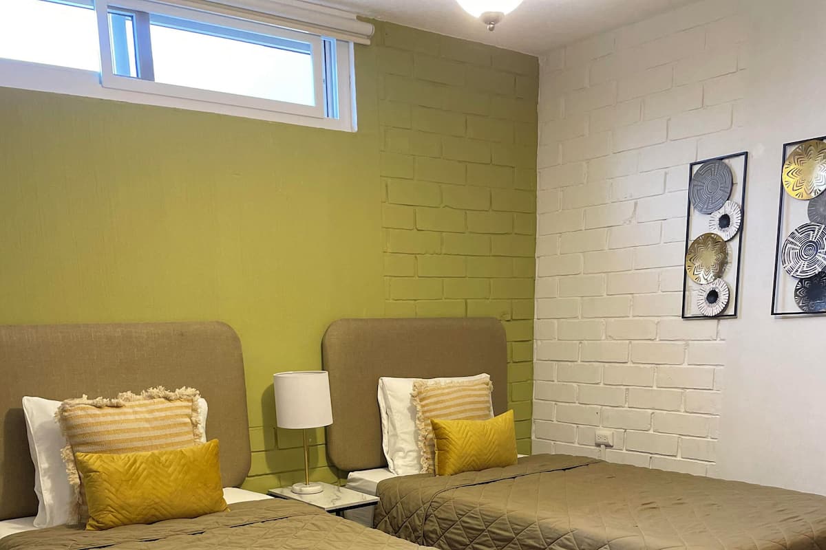 Economy-Zimmer | 1 Schlafzimmer, Daunenbettdecken, kostenloses WLAN, Bettwäsche