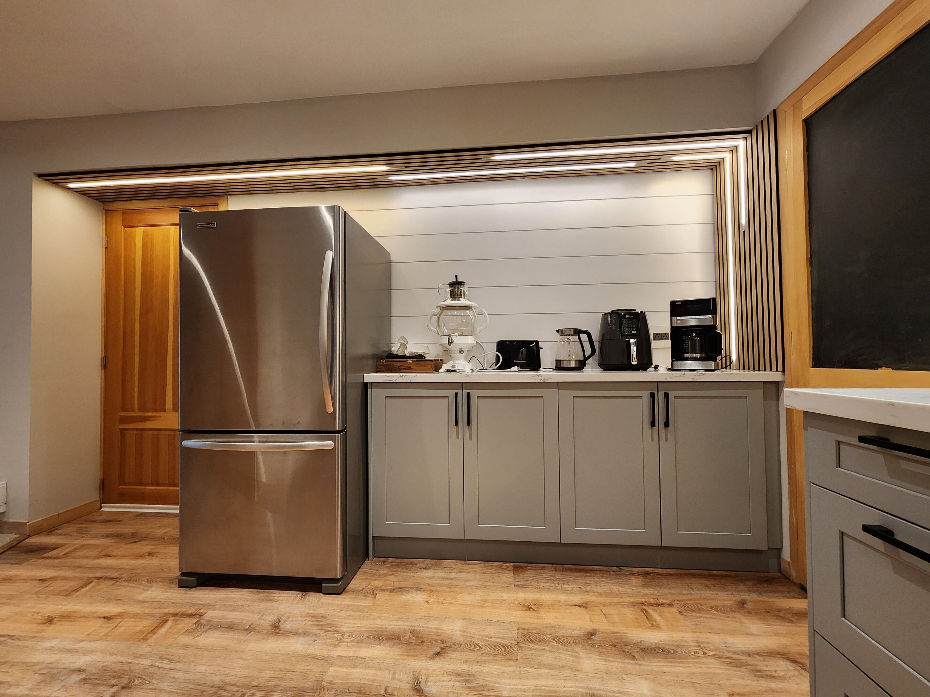 冰箱、微波炉、烤箱、茶具/咖啡用具