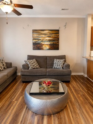 Smart TV y chimenea