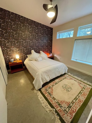 1 bedroom, iron/ironing board, travel cot, free WiFi