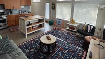 Smart TV, books, music library, stereo