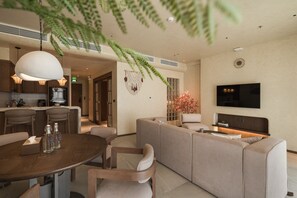 42-inch flat-screen TV with satellite channels -  Su Casa Phu Quoc Long Beach (Phu Quoc)