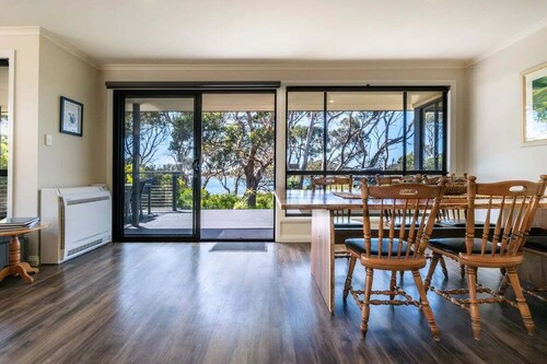 Allure Bicheno - Absolute Waterfront